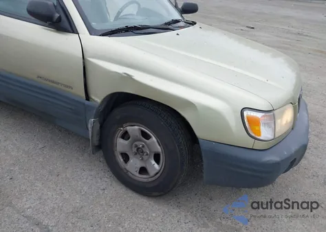 2001 Subaru Forester L from USA, damaged, VIN JF1SF63531H768646